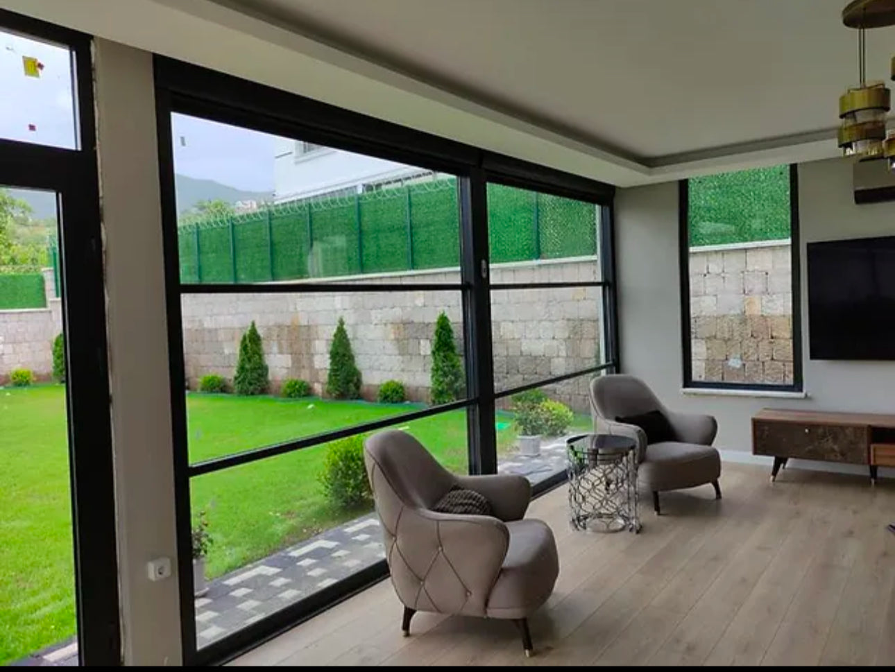 Guillotine Residential Glass Systems